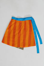 Load image into Gallery viewer, Pleated Pallu Wrap Skirt Small