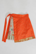 Load image into Gallery viewer, Pleated Pallu Wrap Skirt Small