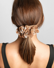 Load image into Gallery viewer, Zero-Waste Scrunchie