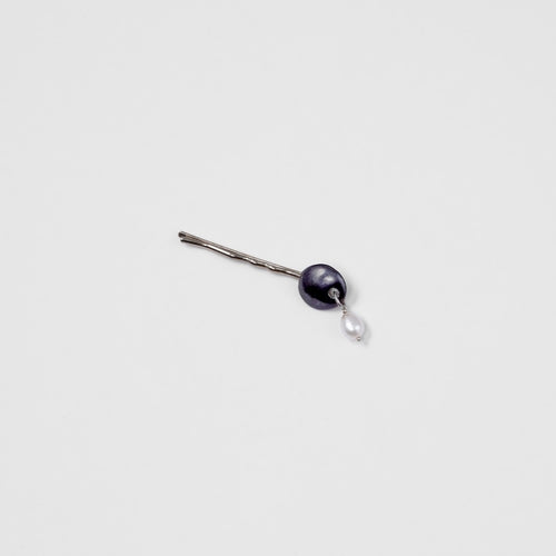 Divinity hair pin
