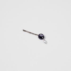 Divinity hair pin