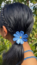 Load image into Gallery viewer, 8 shade Kanzashi Hair Tie