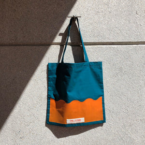 Onda Tote Bag