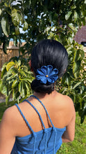 Load image into Gallery viewer, Large 8 petal Kanzashi Hair Tie