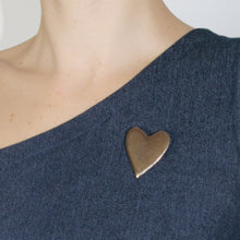 Load image into Gallery viewer, LOVESICK brooch (Regular) - Bronze