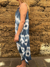 Load image into Gallery viewer, Linht Handicraft Tie-dye dress