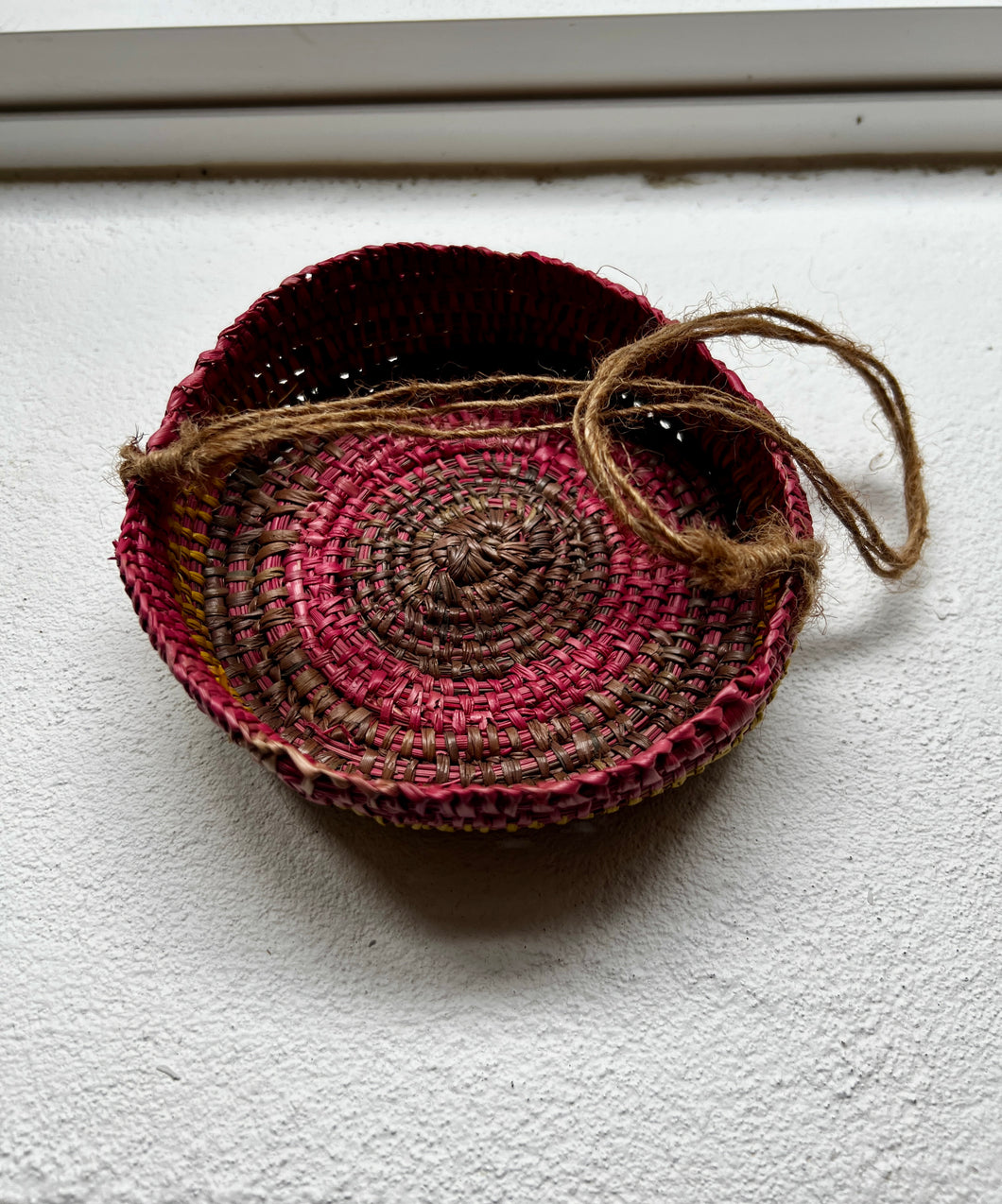 Joy Wilfred / 227-23 (Hanging basket)