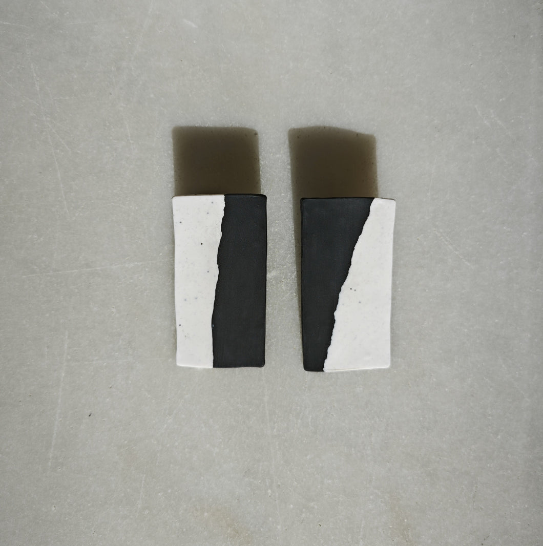 Maya Minimal Jeddia earrings