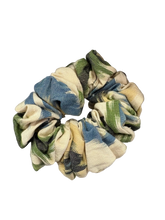 Load image into Gallery viewer, Zero-Waste Scrunchie