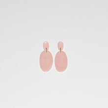 Load image into Gallery viewer, THE EGG earrings