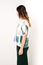 Load image into Gallery viewer, Printed linen top