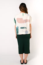 Load image into Gallery viewer, Printed linen top
