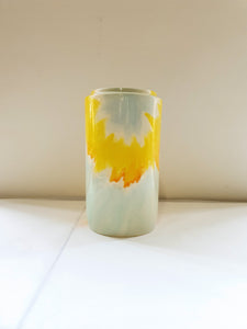 Elnaz Vase