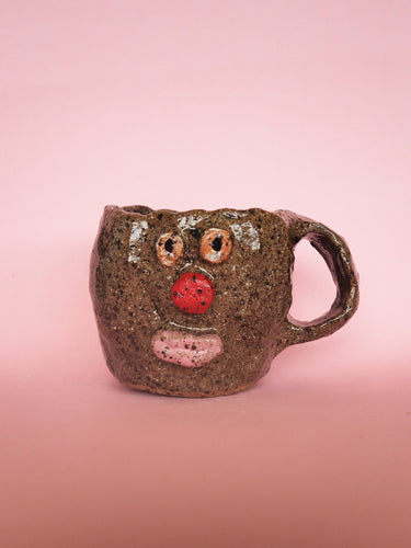 Sandy choccie mug w red nose and pink lips